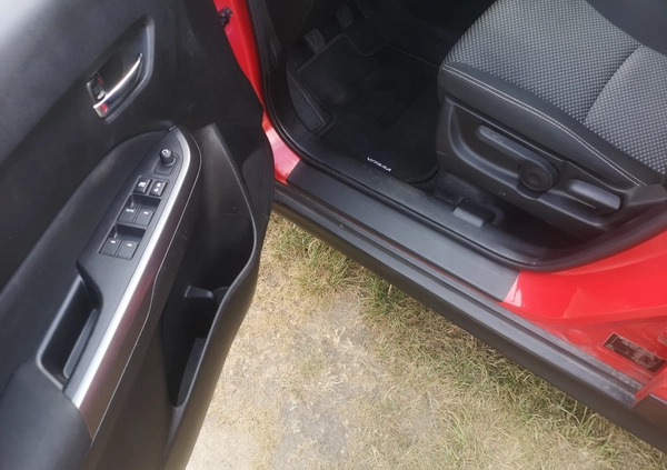 Suzuki Vitara cena 71000 przebieg: 90150, rok produkcji 2018 z Warszawa małe 92